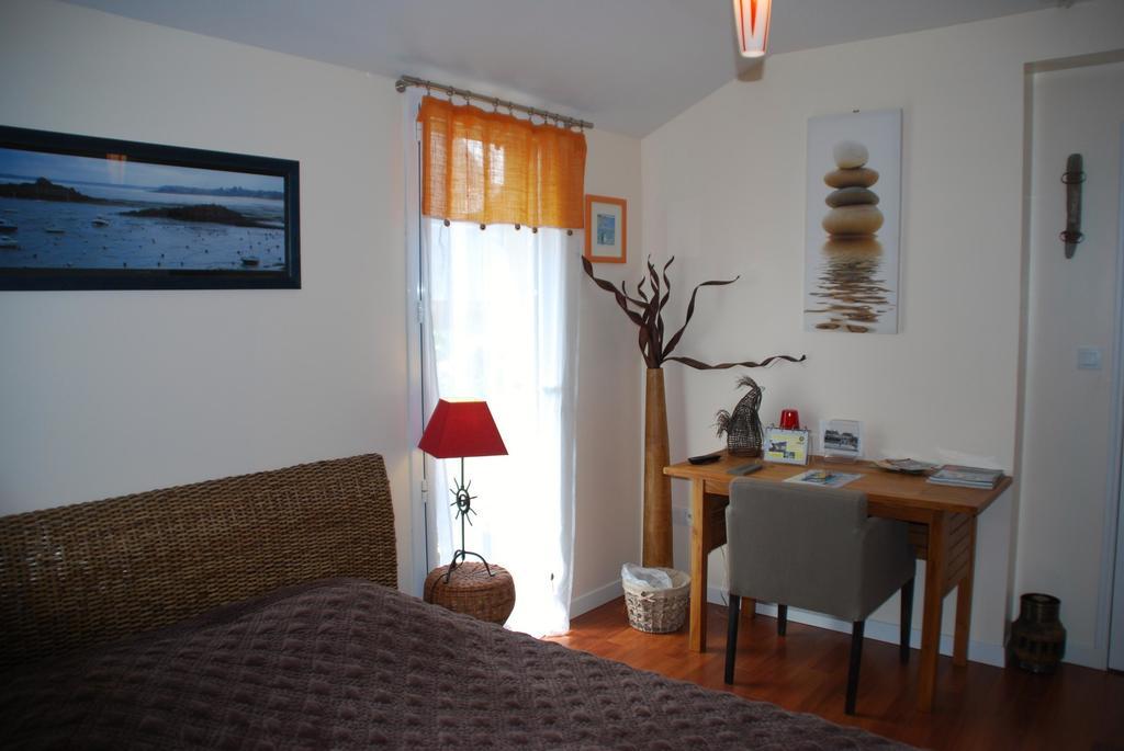 La Maison Des 3 Plages Saint-Malo Chambre photo